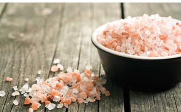 How a 1/4 teaspoon of Himalayan salt fights muscle pain, toxins, and belly fat.